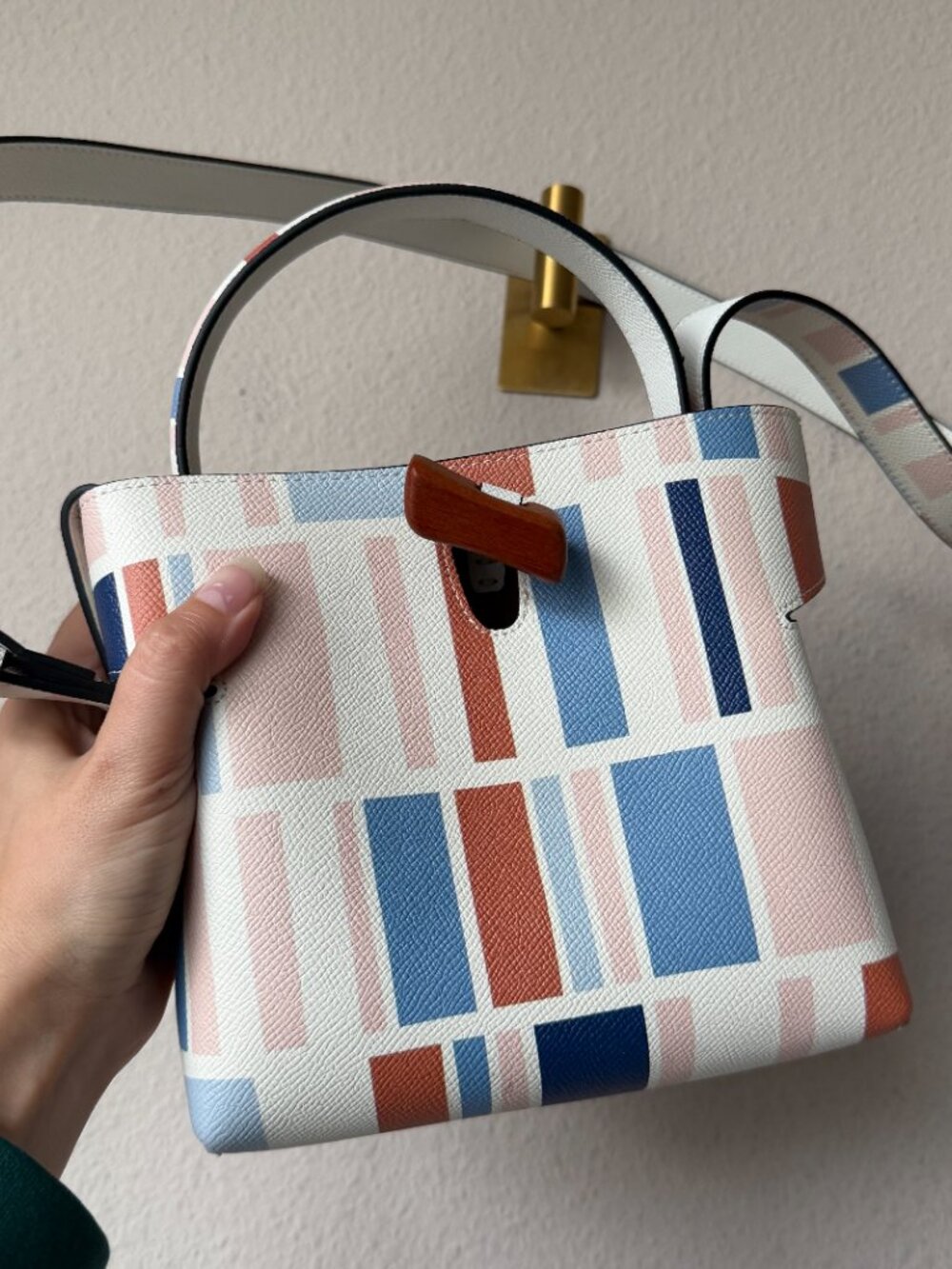 Pastel Geometric Structured Crossbody Bucket Bag — image 2 of 7